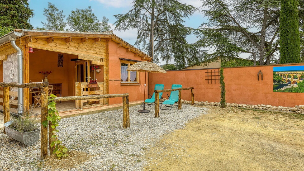 Photo of Outdoor in Saint-Laurent-La-Vernede