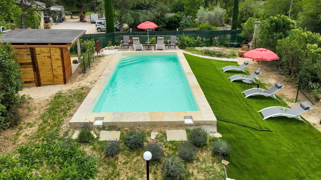 Photo of Outdoor in Saint-Laurent-La-Vernede