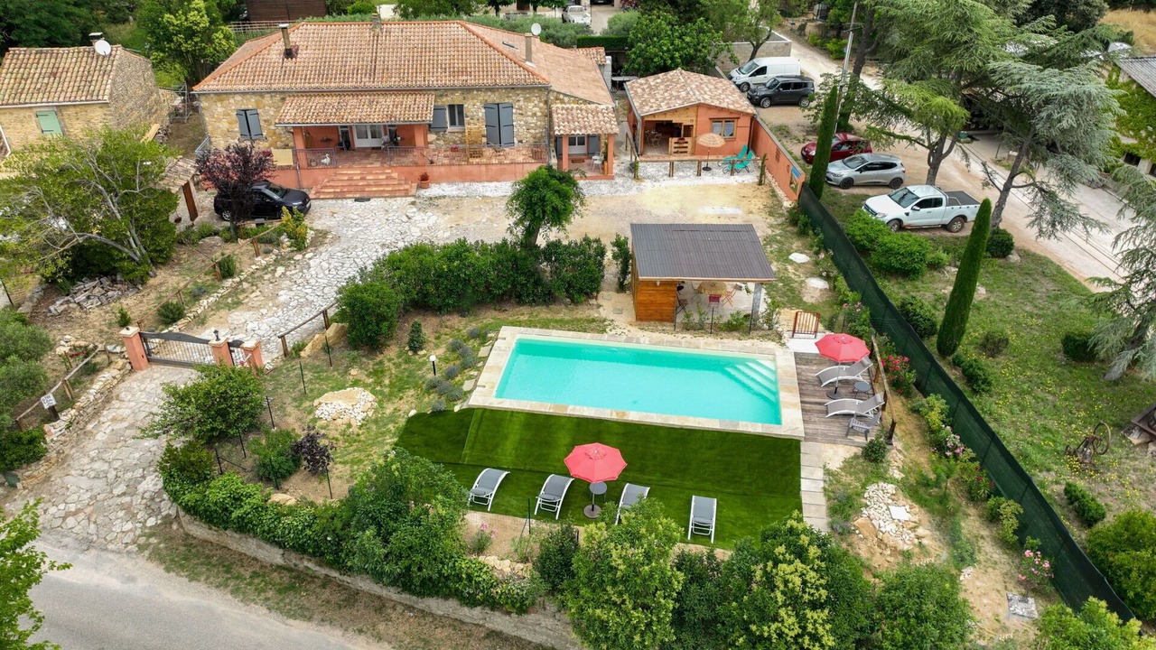 Photo of Outdoor in Saint-Laurent-La-Vernede