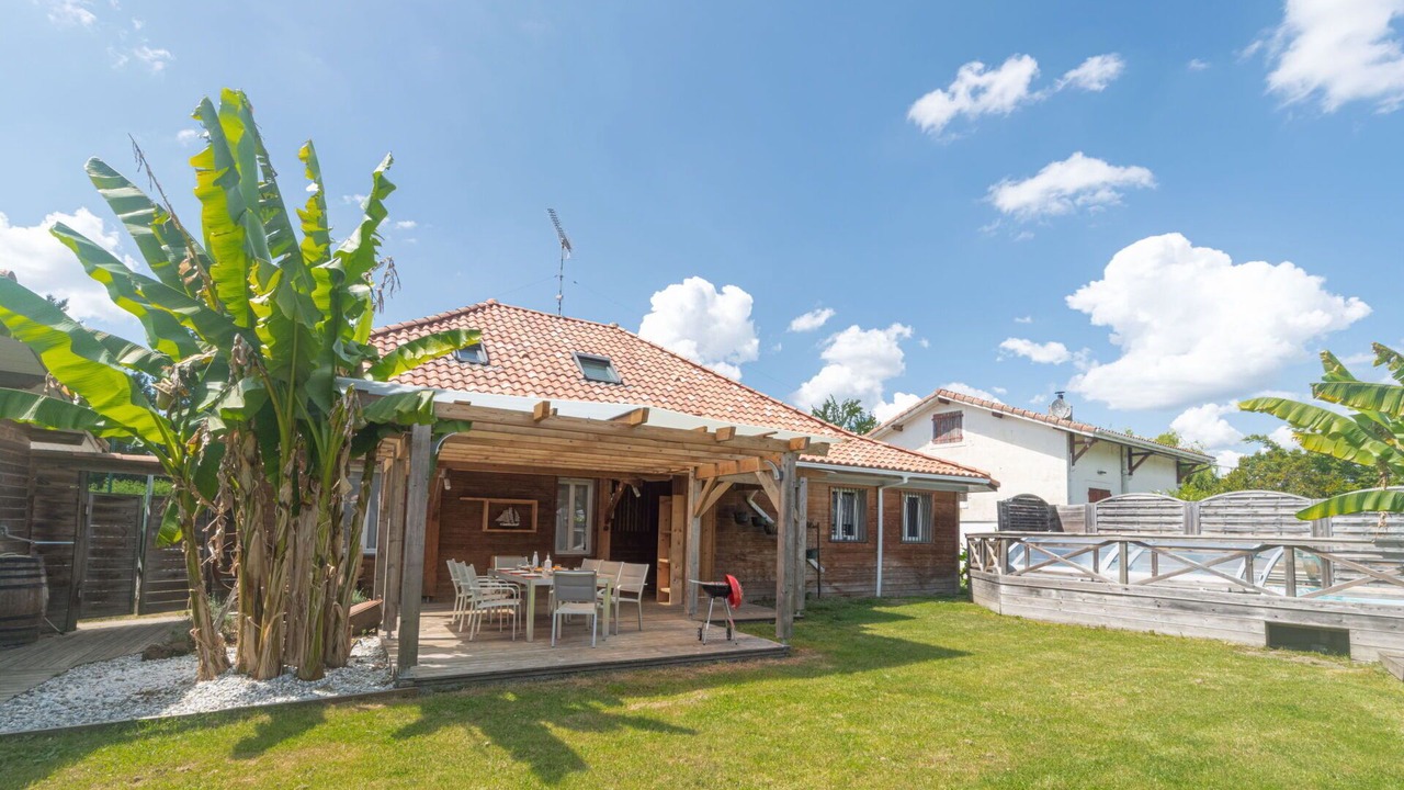 Photo of Outdoor in Mezos