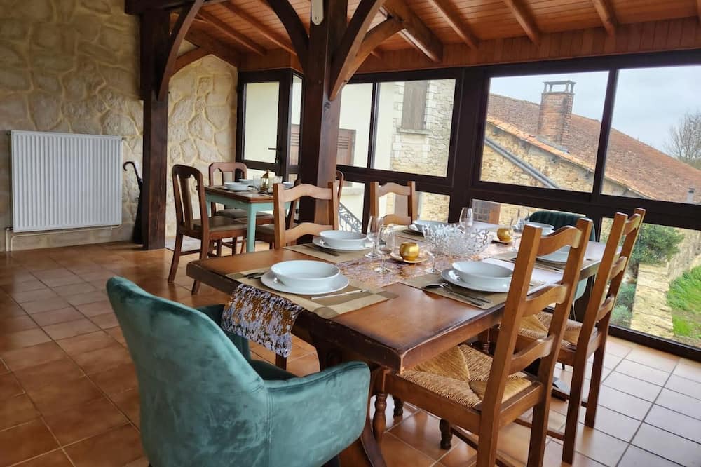 Photo of Others in Eyzerac