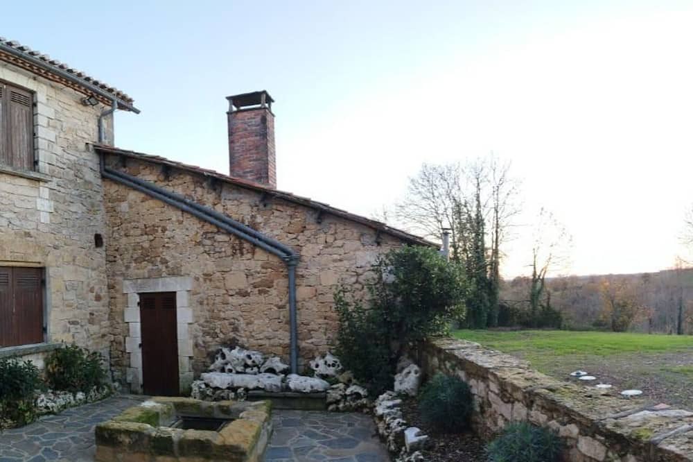 Photo of Outdoor in Eyzerac