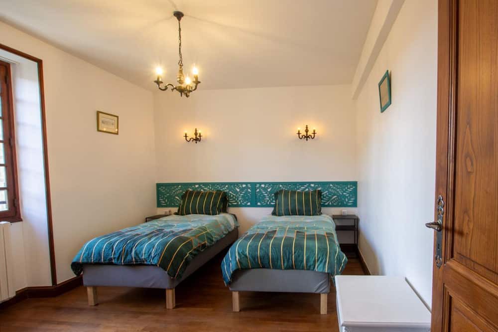 Photo of Bedroom in Eyzerac