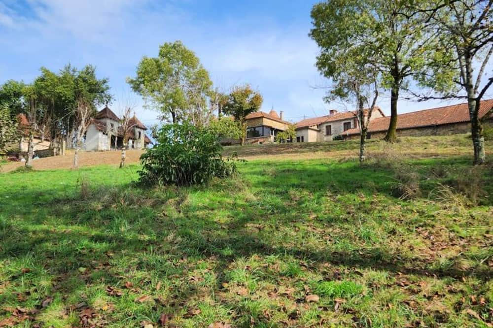 Photo of Others in Eyzerac