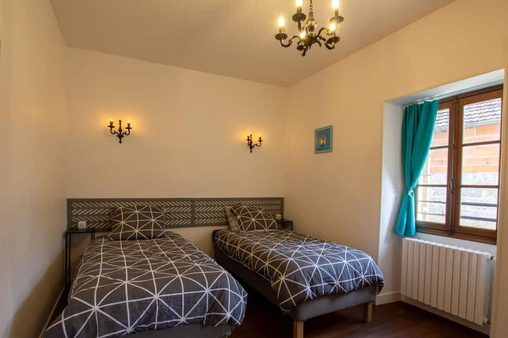 Photo of Bedroom in Eyzerac