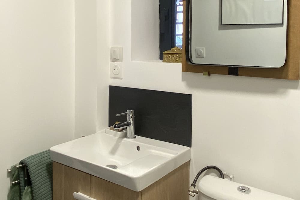 Photo of Bathroom in Coutiches