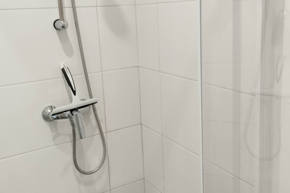 Photo of Bathroom in Saint-Quentin