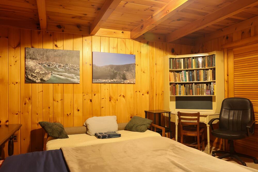 Photo of Bedroom in Natural Bridge