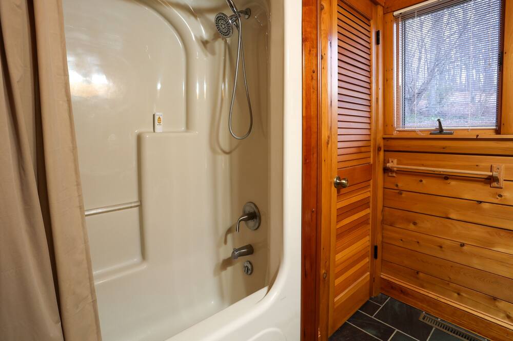 Photo of Bathroom in Natural Bridge