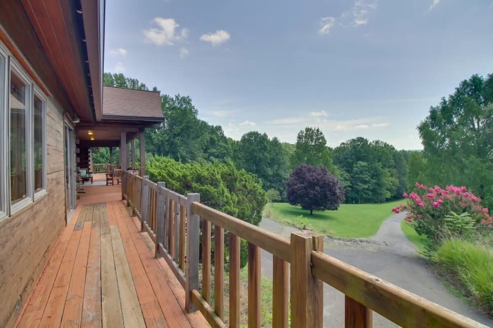 Photo of Outdoor in Natural Bridge