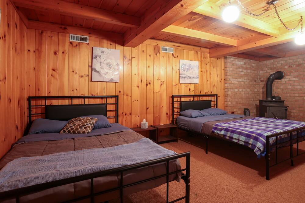 Photo of Bedroom in Natural Bridge