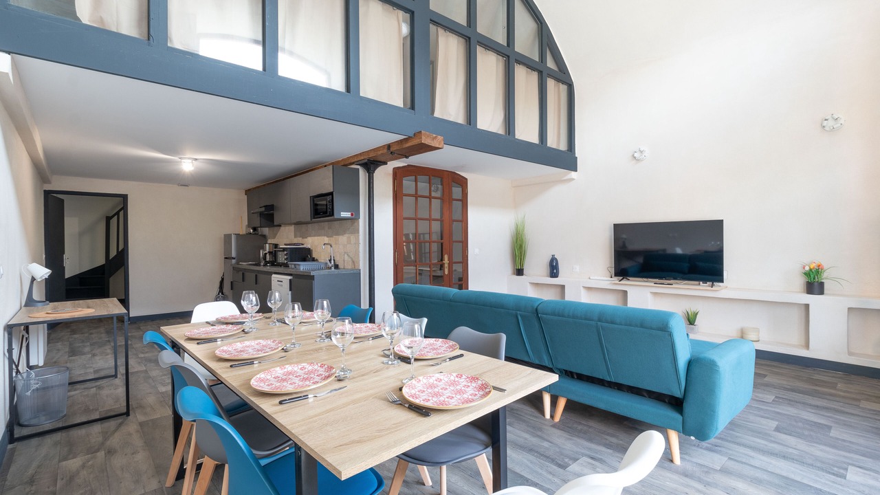 Photo of Others in Mercury