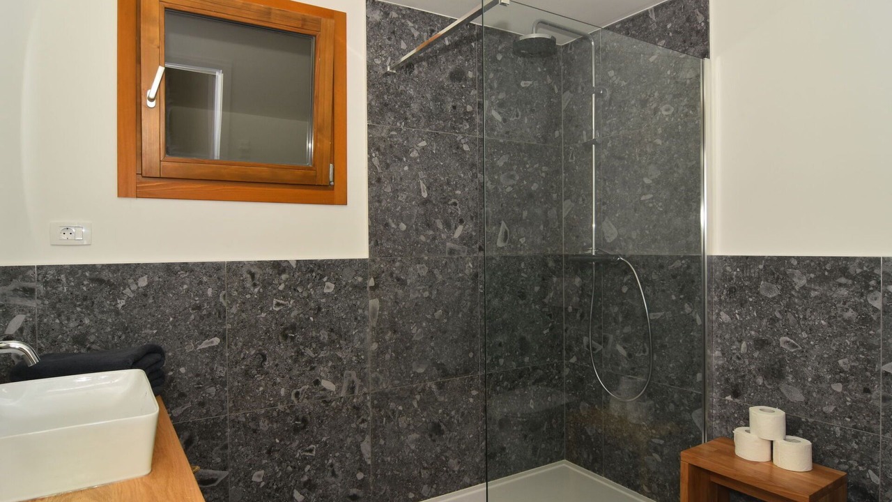 Photo of Bathroom in Dragove