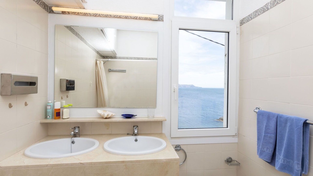 Photo of Bathroom in Port de la Selva
