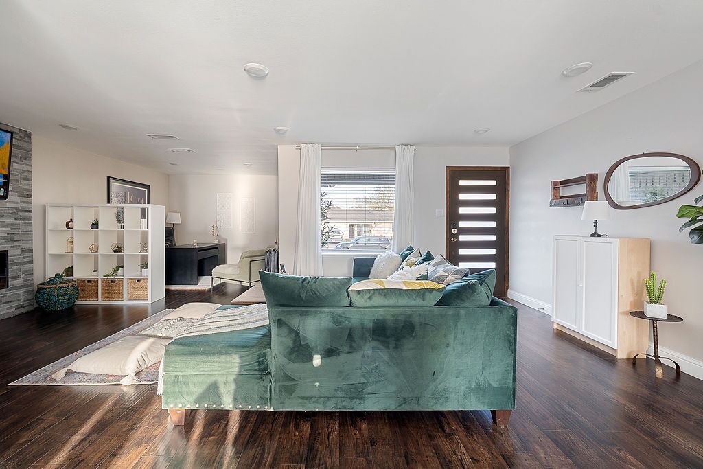 Photo of Livingroom in Richardson