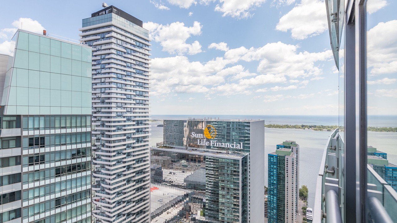 Photo of Bedroom in Toronto Entertainment District