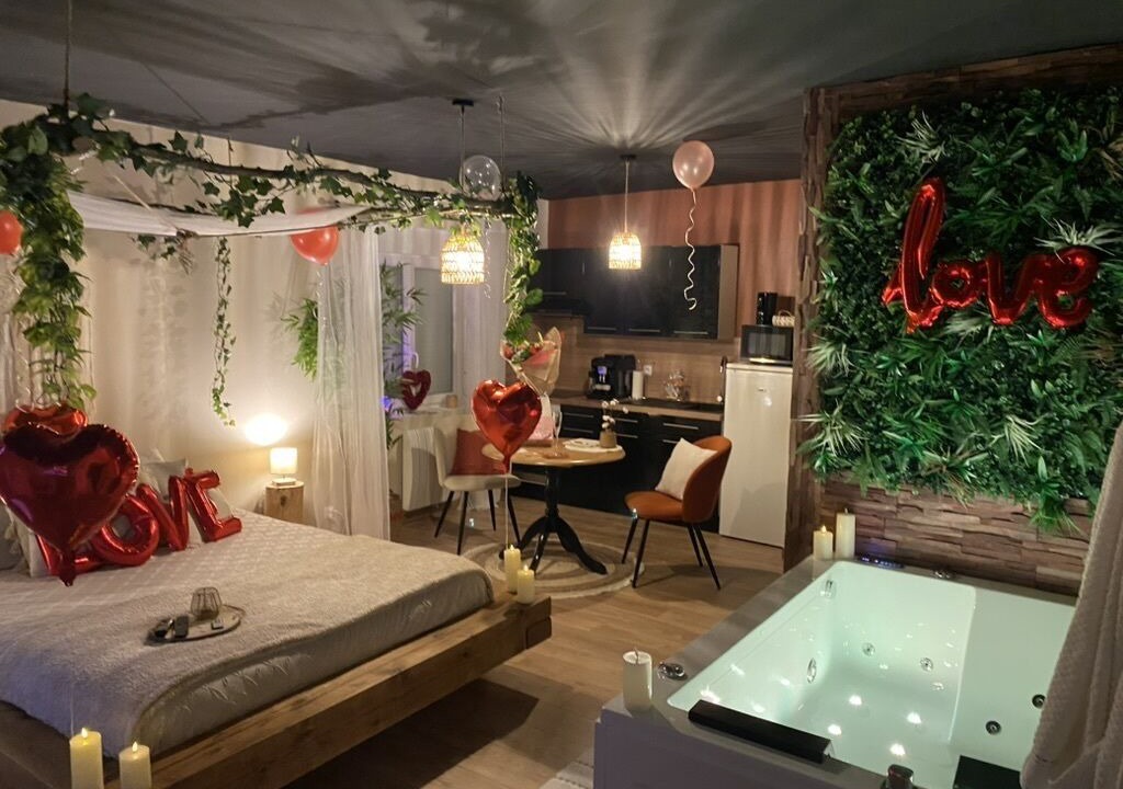 Photo of Others in Campremy