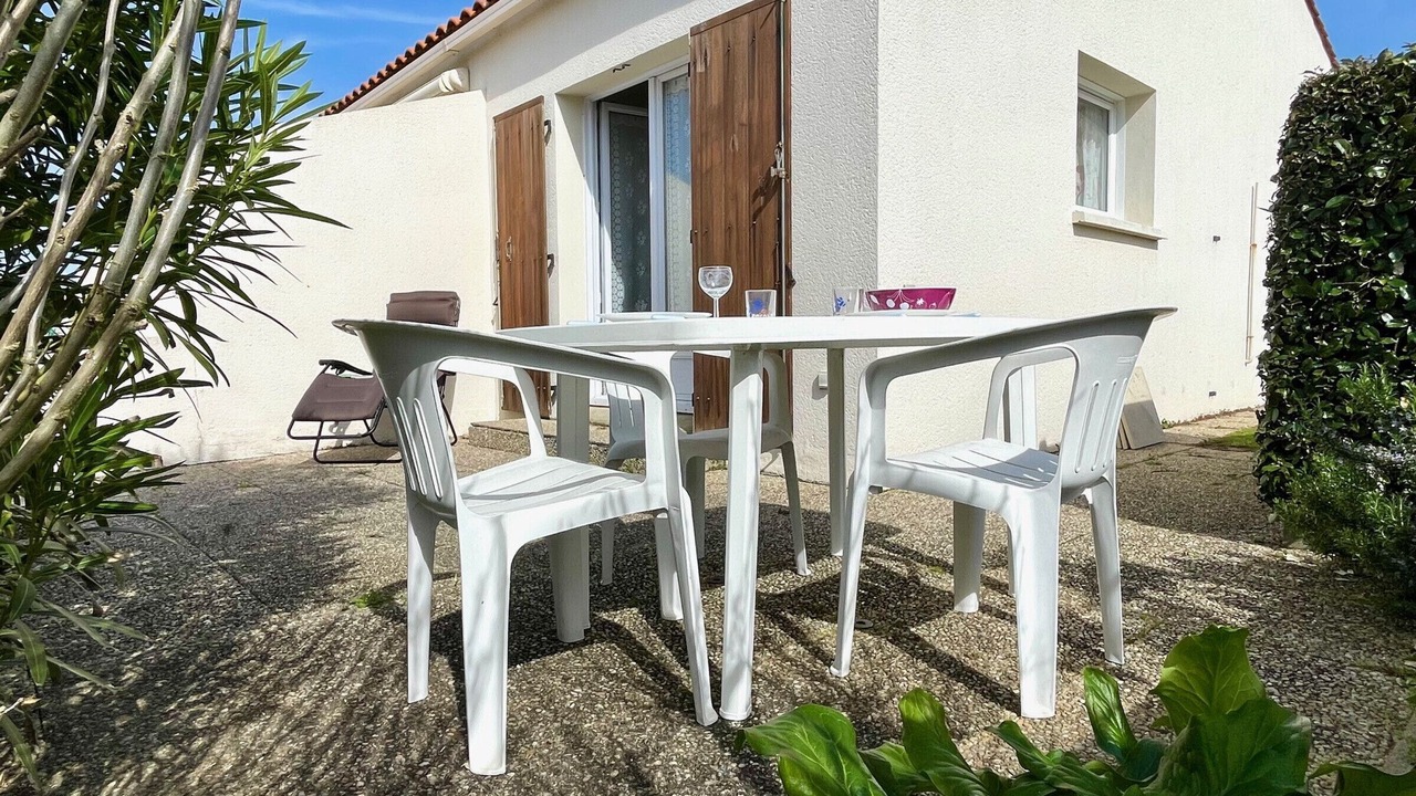 Photo of Outdoor in Brem Sur Mer