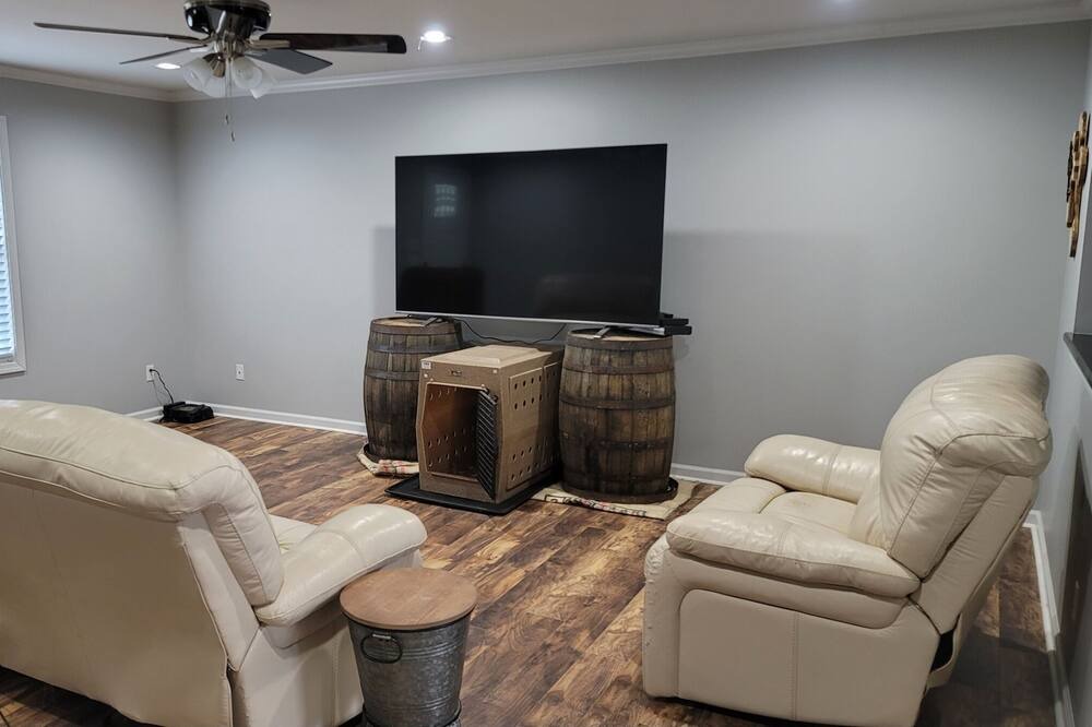 Photo of Livingroom in Quitman