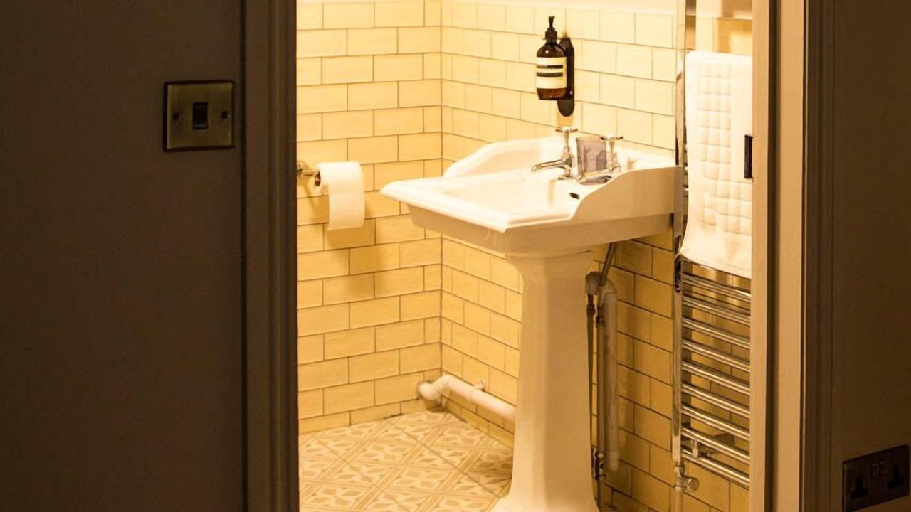 Photo of Bathroom in West Compton