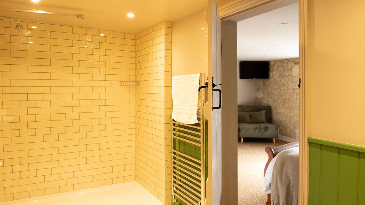 Photo of Bathroom in West Compton