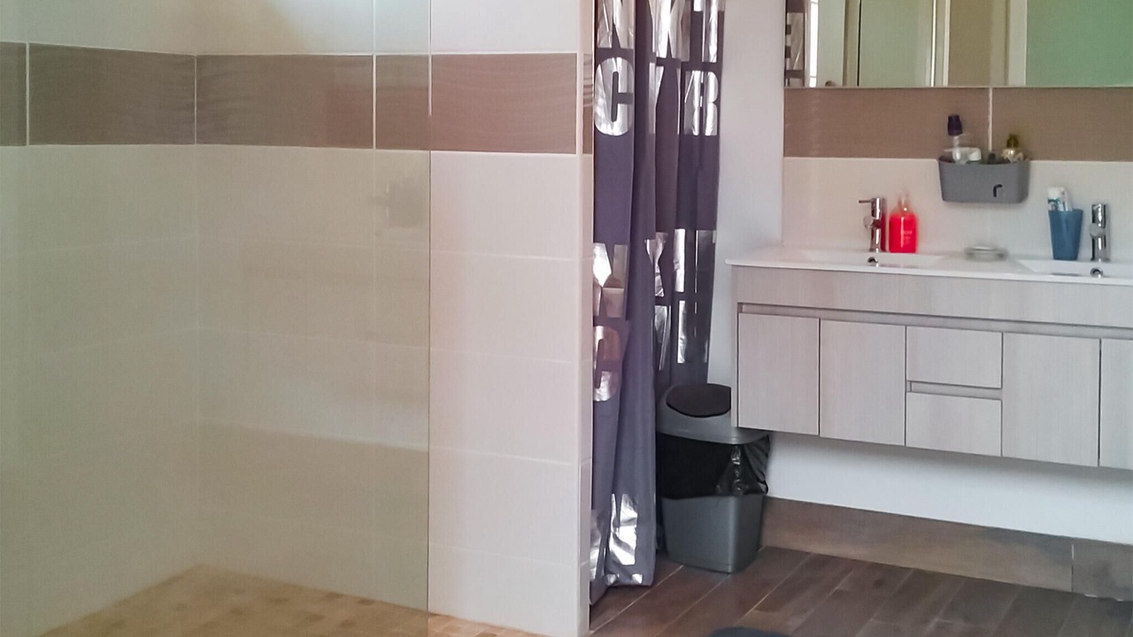 Photo of Bathroom in Argeliers