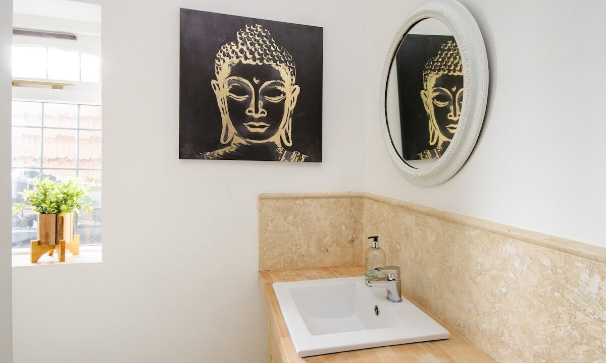 Photo of Others in Howlett End