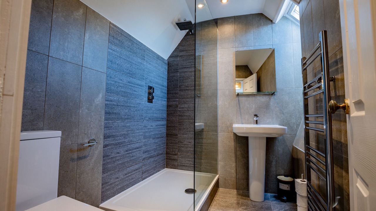 Photo of Others in Tadworth