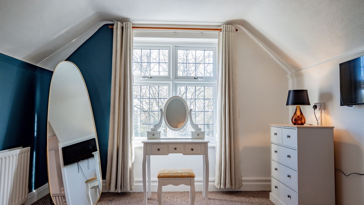 Photo of Others in Tadworth