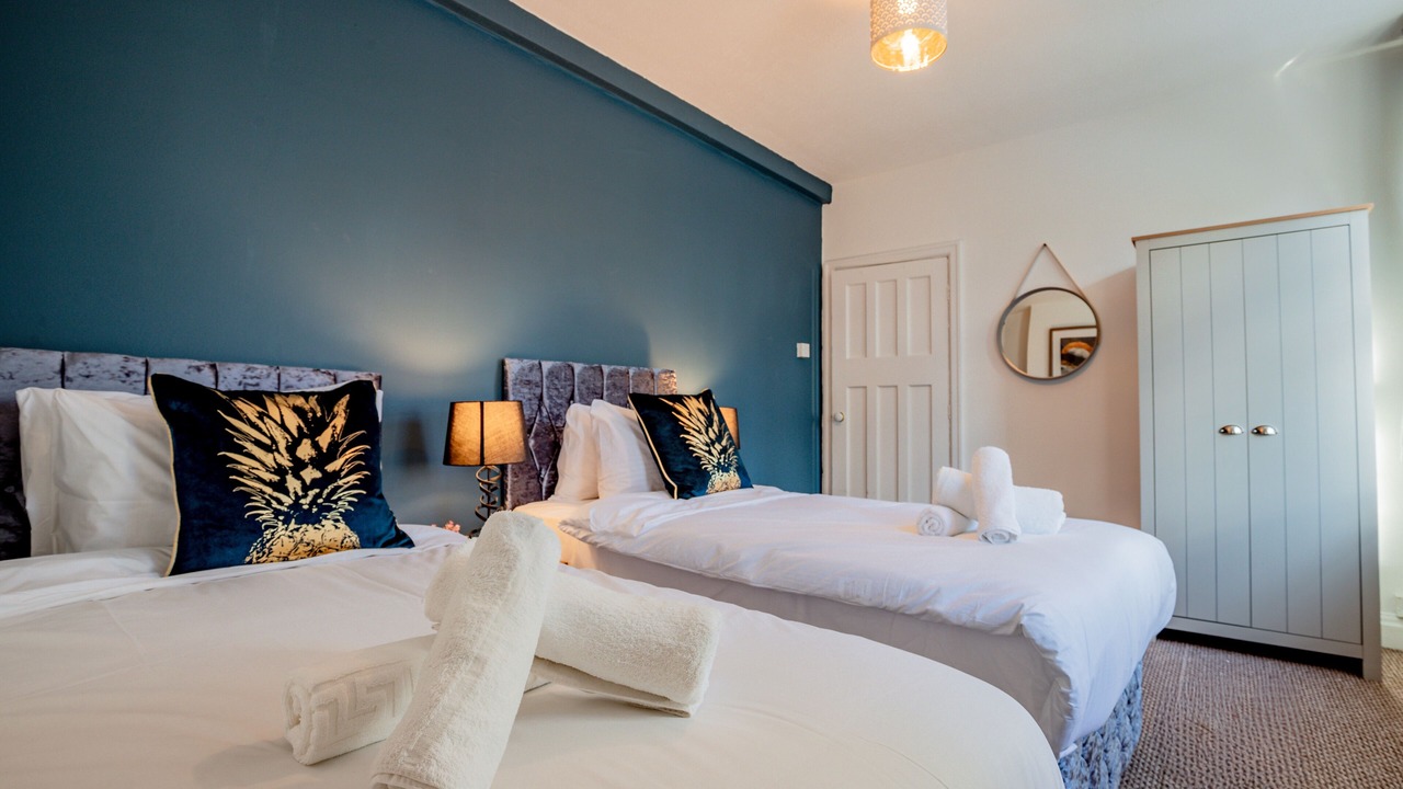 Photo of Others in Tadworth