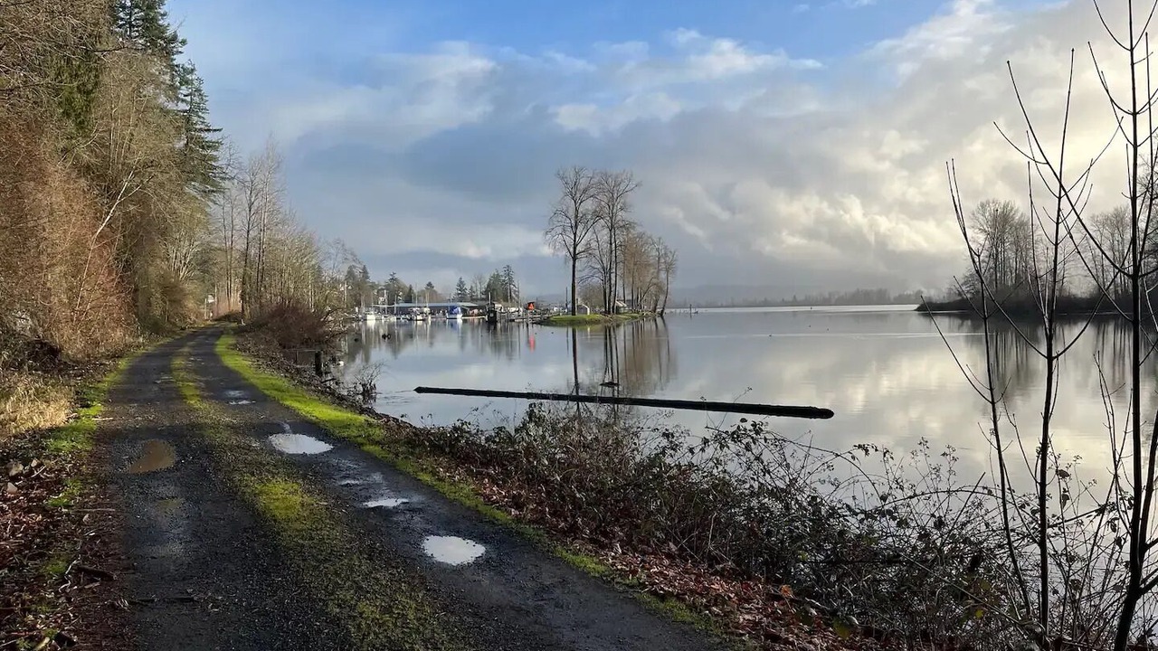 Photo of Others in Cathlamet