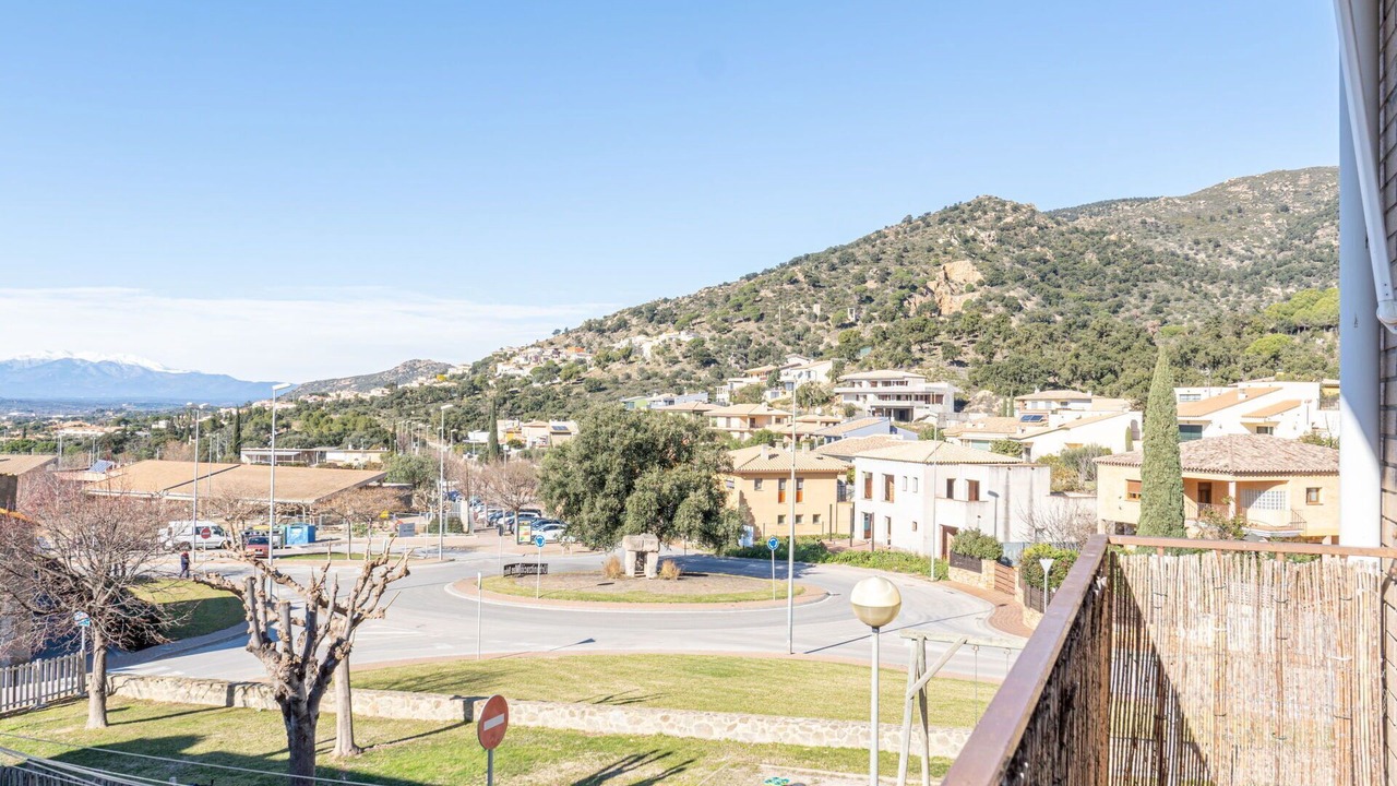 Photo of Outdoor in Palau-Saverdera