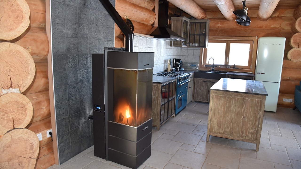 Photo of Kitchen in Yssingeaux