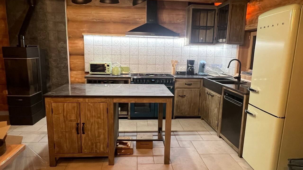 Photo of Kitchen in Yssingeaux