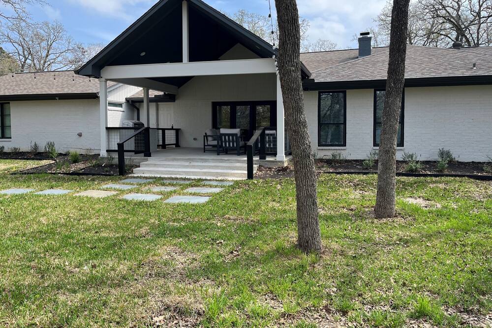 Photo of Outdoor in College Station