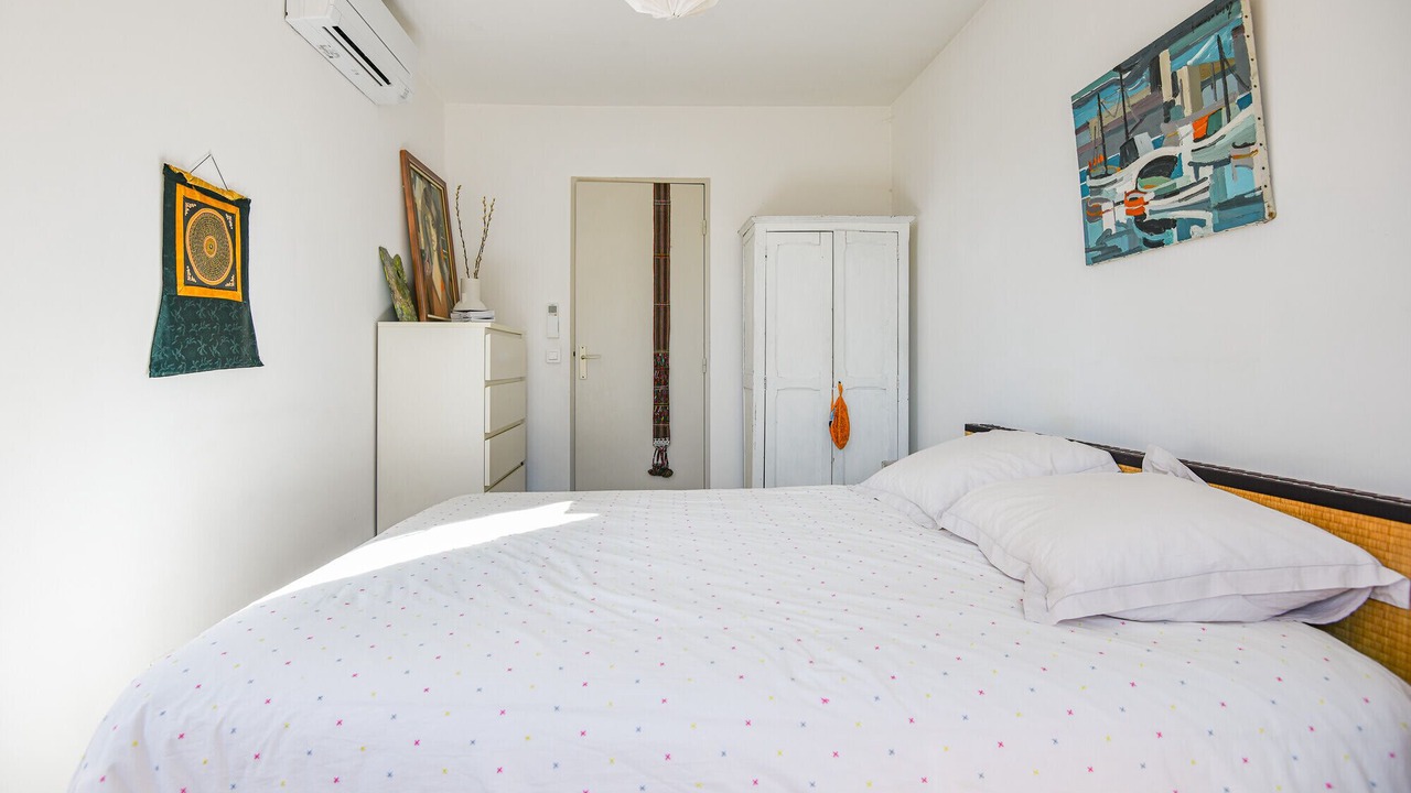 Photo of Others in Baille