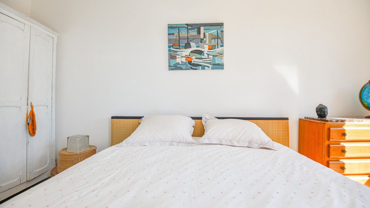 Photo of Others in Baille