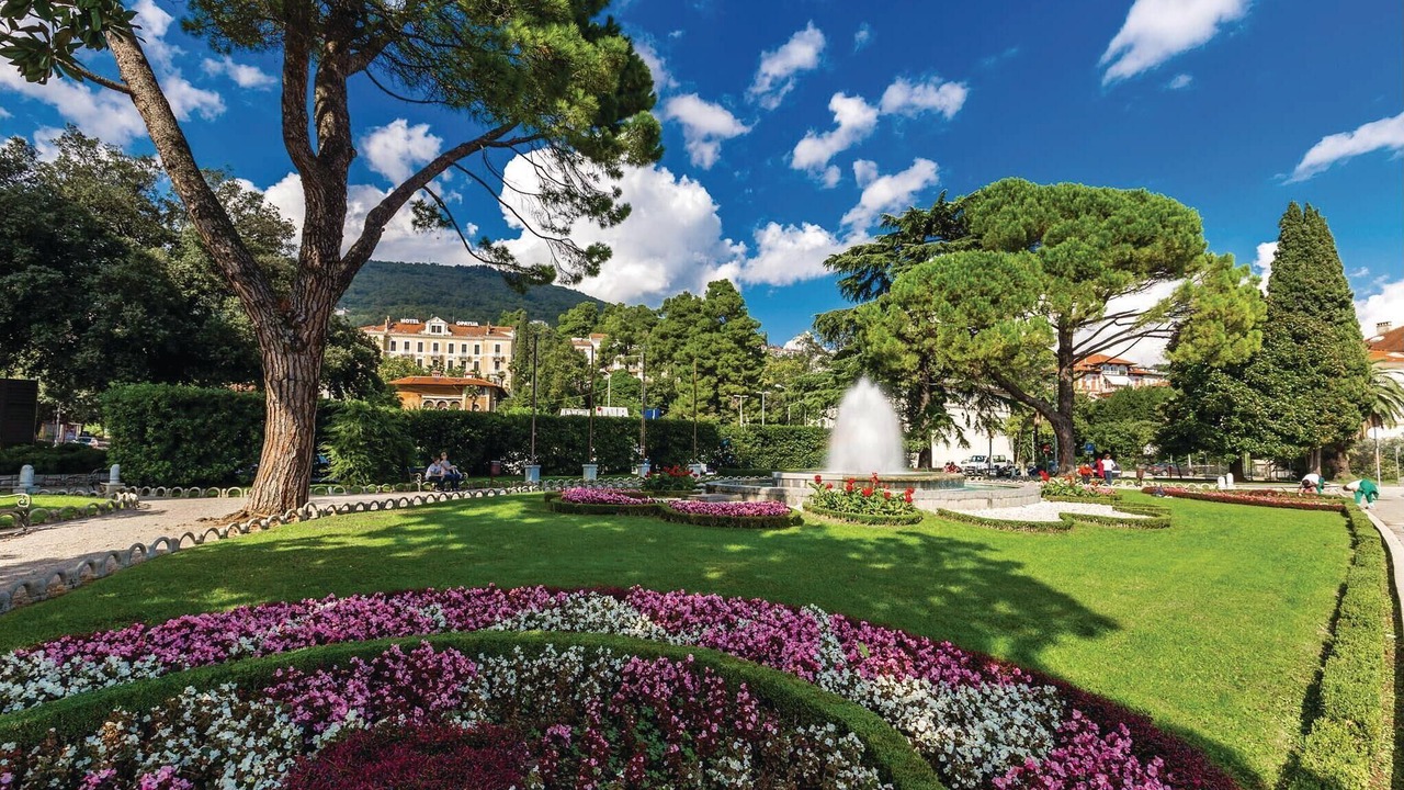 Photo of Outdoor in Sarsoni