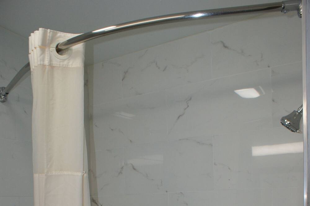 Photo of Bathroom in Van Buren