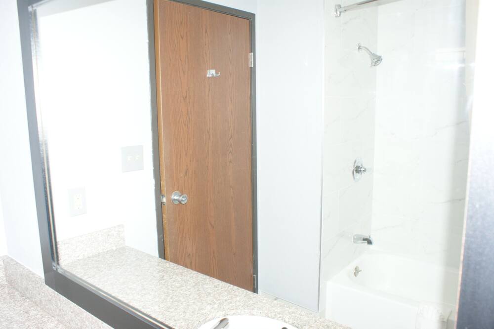 Photo of Bathroom in Van Buren