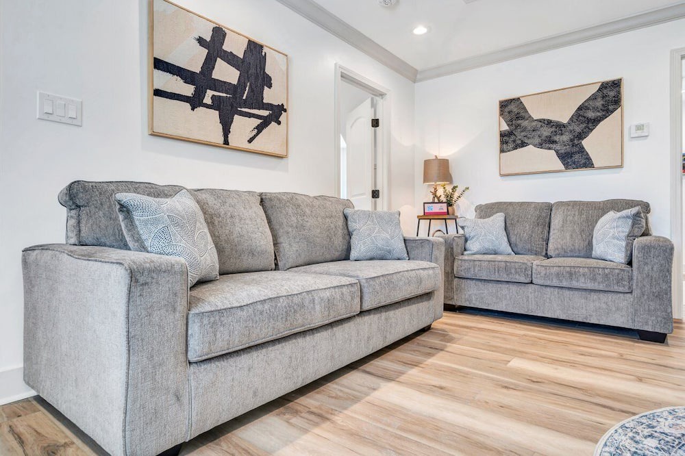 Photo of Livingroom in Tulane - Gravier