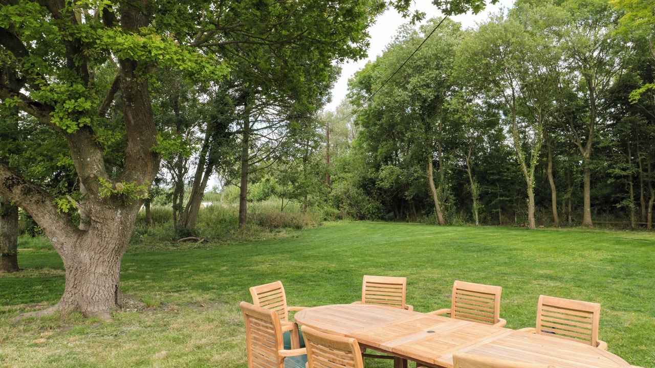 Photo of Outdoor in Highbridge