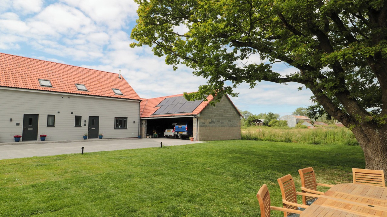 Photo of Outdoor in Highbridge