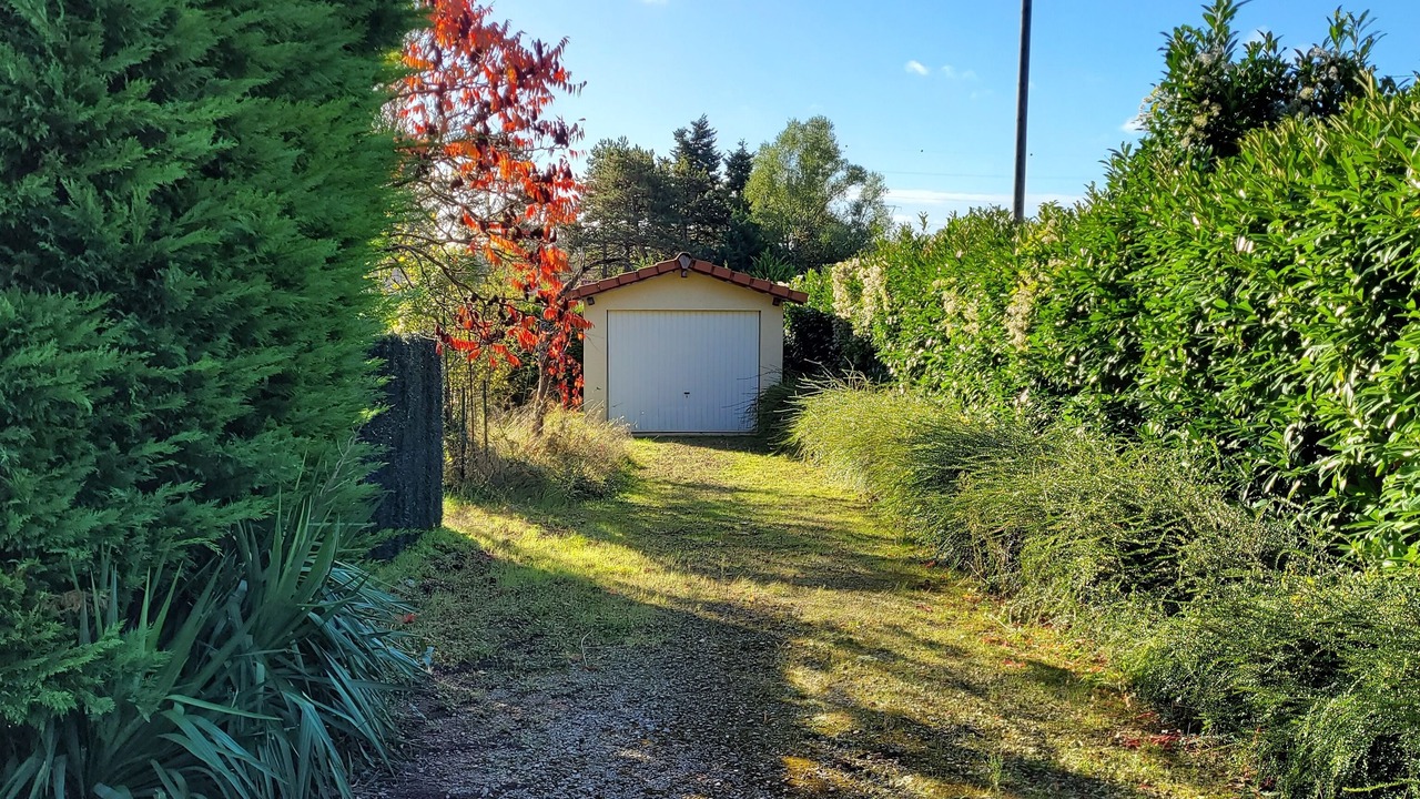 Photo of Outdoor in Tournus