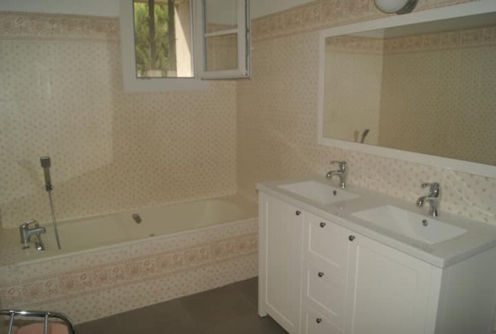 Photo of Others in Caumont-sur-Durance