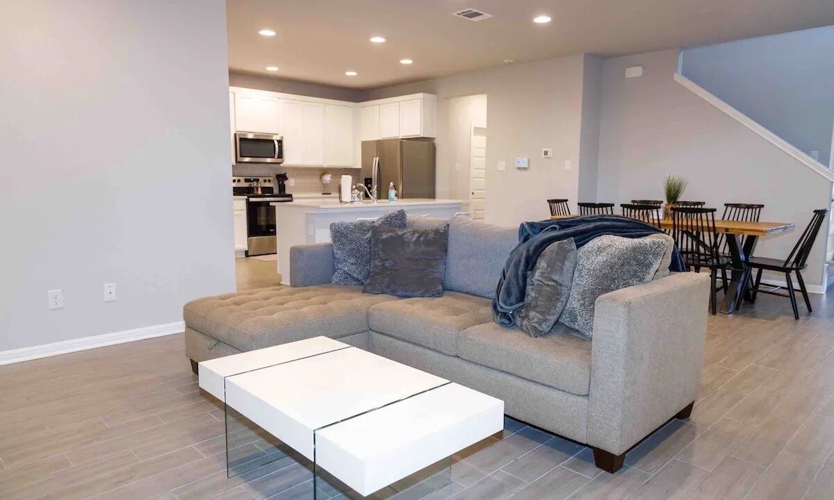 Photo of Livingroom in Williamson County