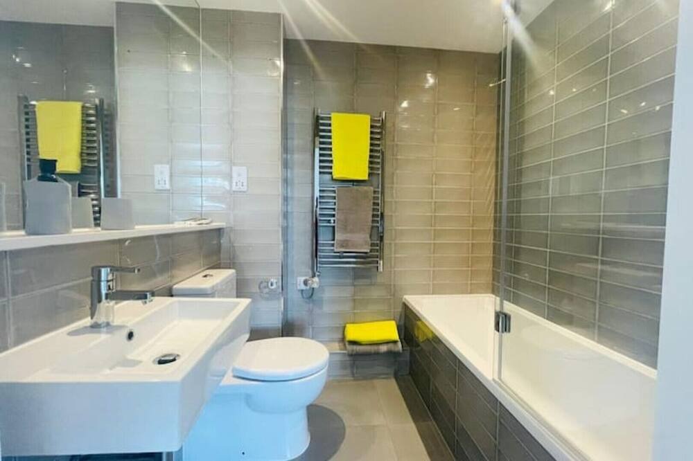 Photo of Bathroom in Isle of Grain