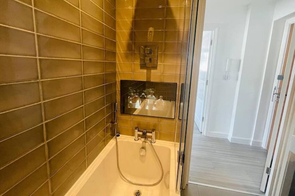 Photo of Bathroom in Isle of Grain