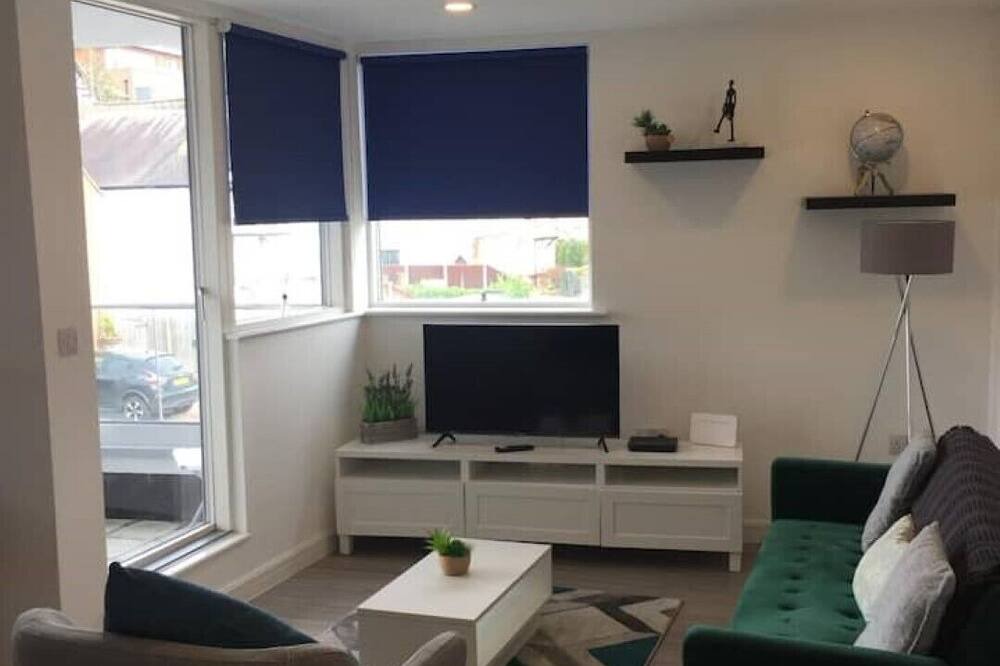 Photo of Livingroom in Isle of Grain