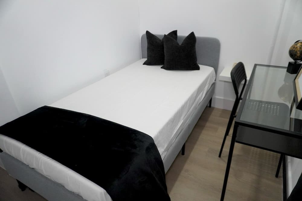 Photo of Bedroom in West Bronx